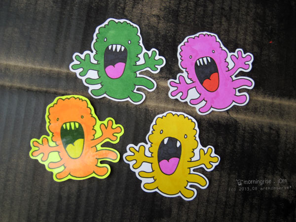 4 coloured monsters 2013.08 