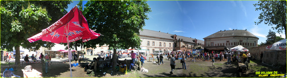 Kinderfest in der Reduit 2010 . Panorama